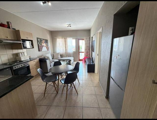 2 BEDROOM APARTMENT FOR SALE IN FERNDALE